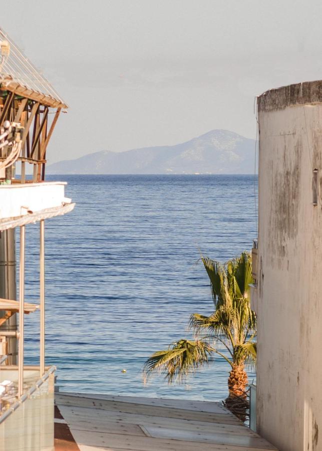 Sea Breeze Vibes Apartment Nea Peramos  Exterior photo