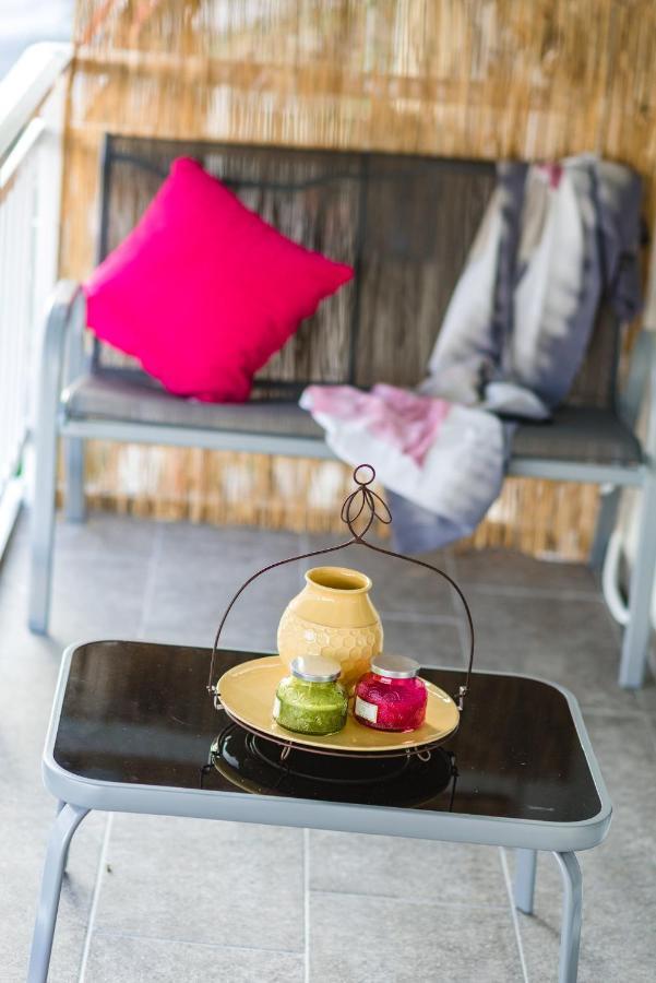 Sea Breeze Vibes Apartment Nea Peramos  Exterior photo